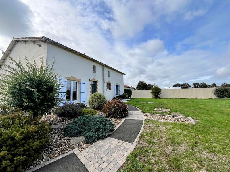 Longère - 117 m² - 6 pièces