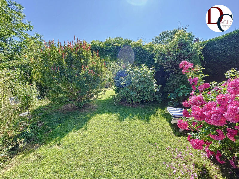 Maison - 183 m² - 7 pièces