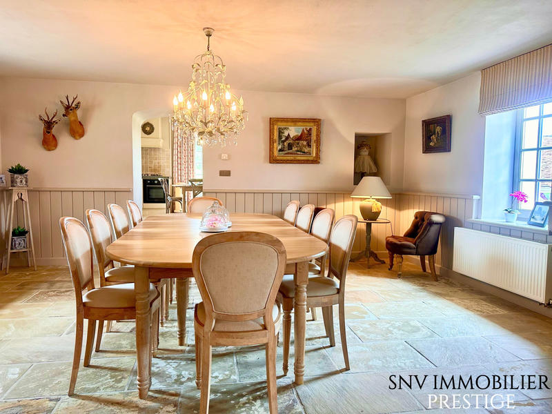 Propriété - 172 m² - 7 pièces