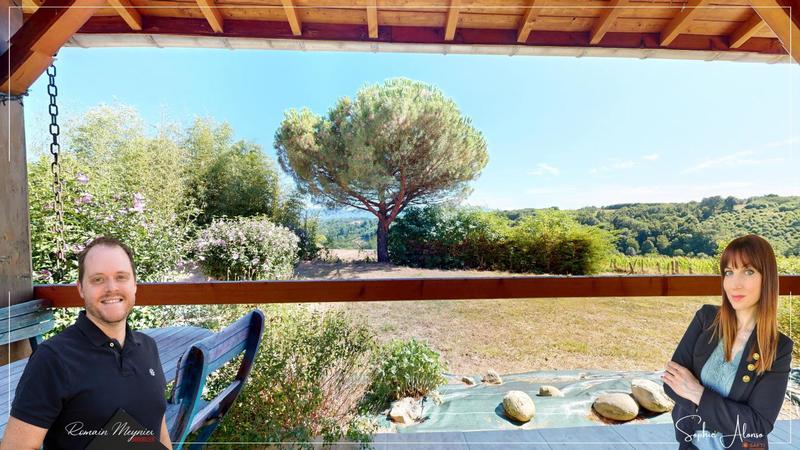 Maison - 99 m² - 4 pièces