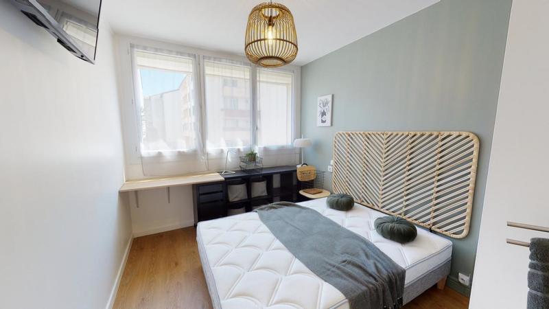 Appartement - 79 m² - 5 pièces