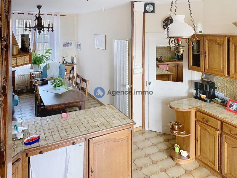 Maison - 170 m² - 8 pièces