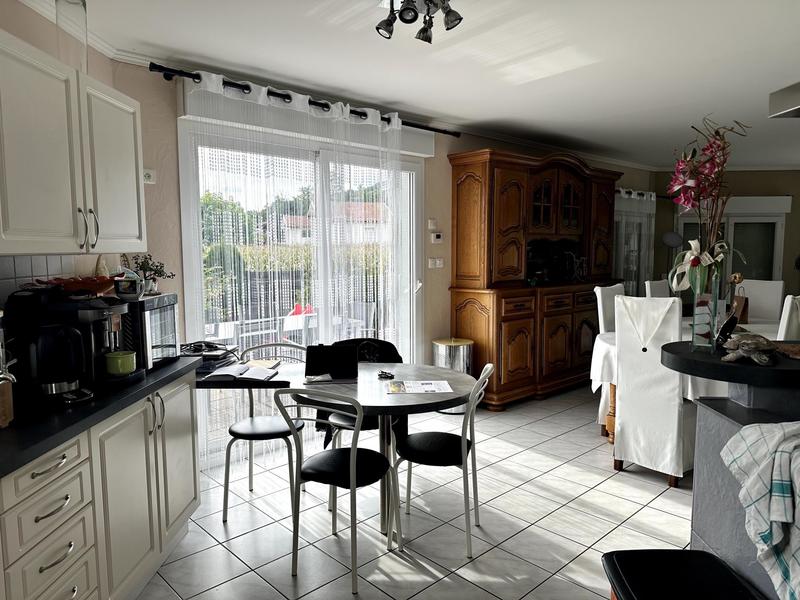 Maison - 163 m² - 6 pièces