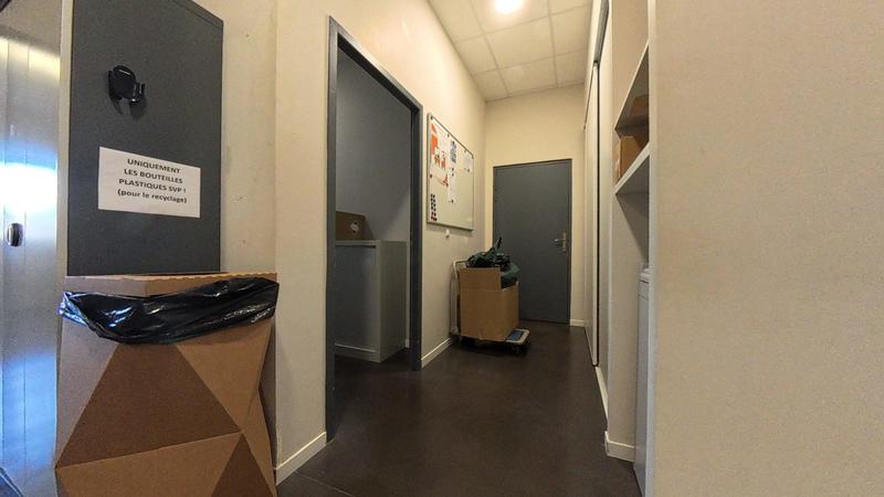 Local d'activités - 318 m²