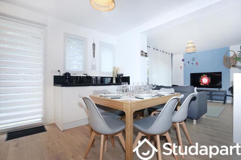 Chambre - 12 m² - 1 pièce