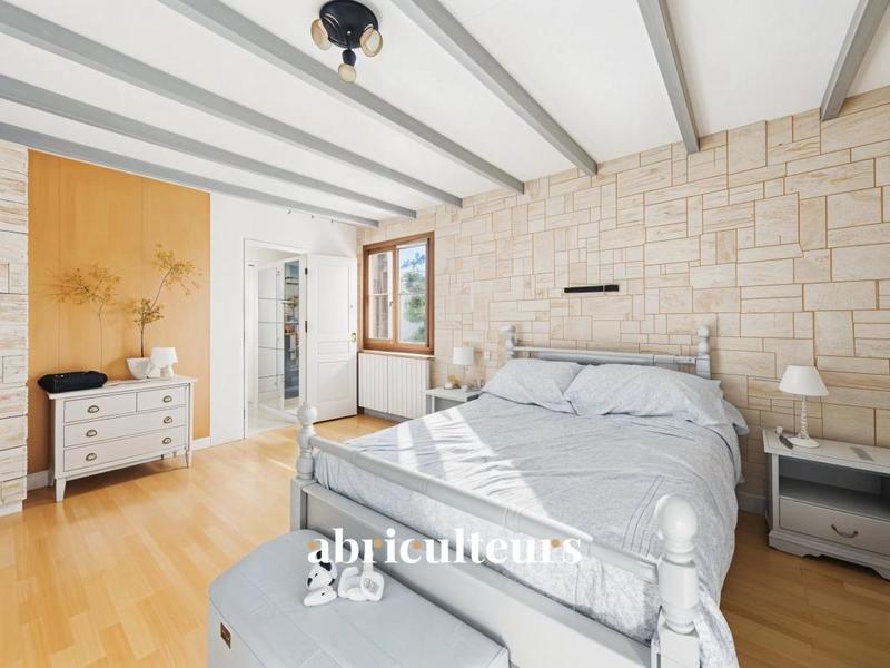 Maison ancienne - 180 m² - 7 pièces