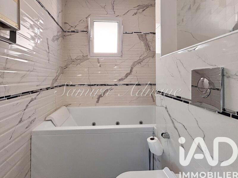 Maison de maîtres - 257 m² - 10 pièces