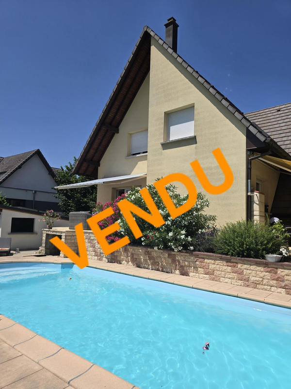 Maison - 186 m² - 8 pièces