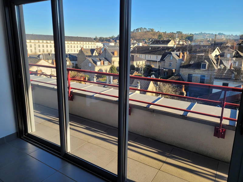 Appartement - 180 m² - 7 pièces