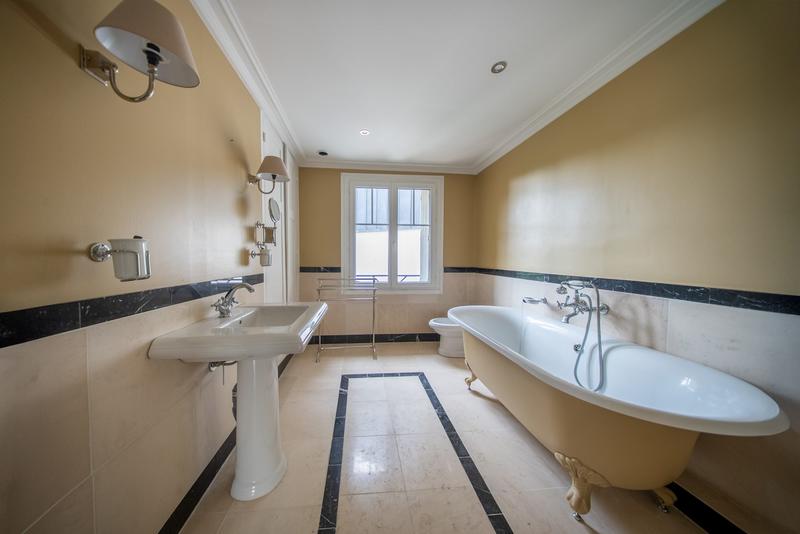 Villa - 185 m² - 7 pièces