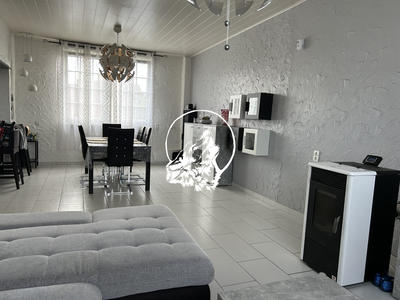 Maison - 130 m² - 6 pièces