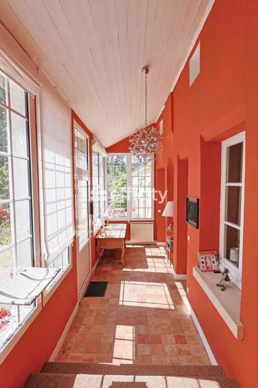 Maison - 229 m² - 9 pièces