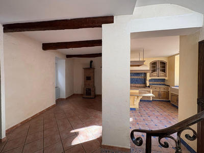 Maison - 228 m² - 6 pièces