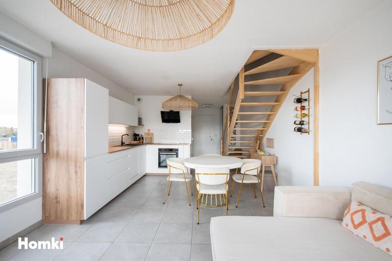 Duplex - 64 m² - 3 pièces