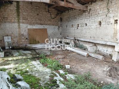 Maison - 160 m² - 1 pièce