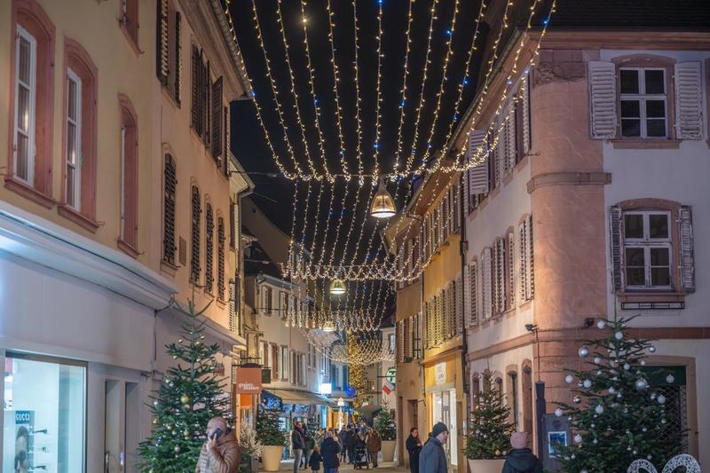 Installation interactive et ludique : Chamboule ton Papino