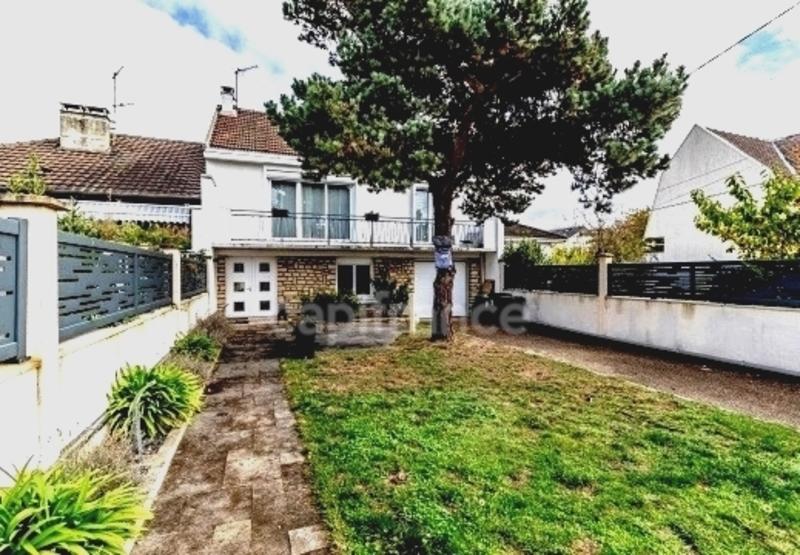 Maison - 147 m² - 5 pièces