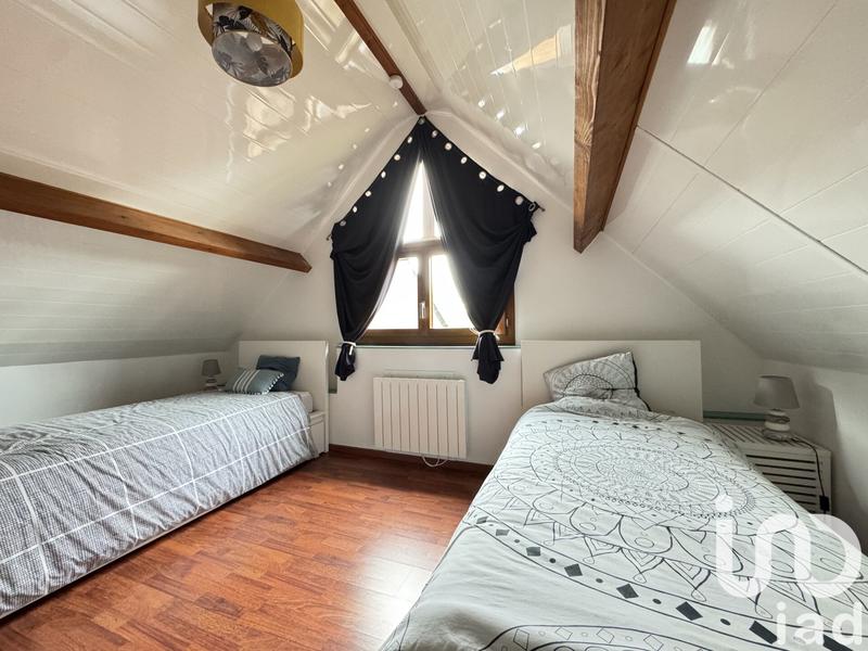 Maison - 195 m² - 8 pièces