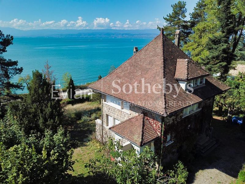 Maison - 203 m² - 8 pièces