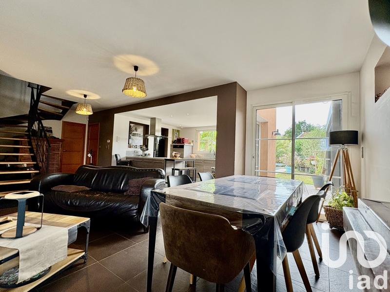 Maison - 126 m² - 6 pièces