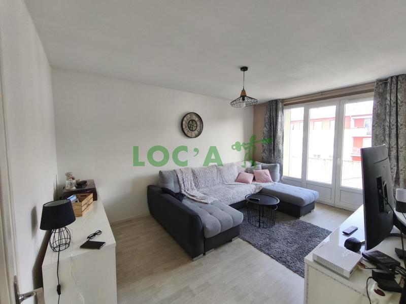 Appartement - 70 m² - 5 pièces