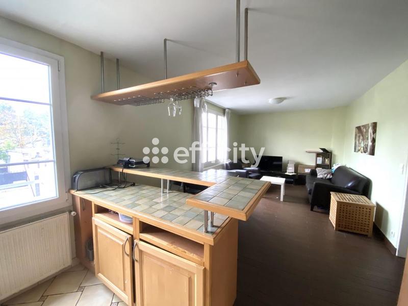 Appartement - 89 m² - 5 pièces