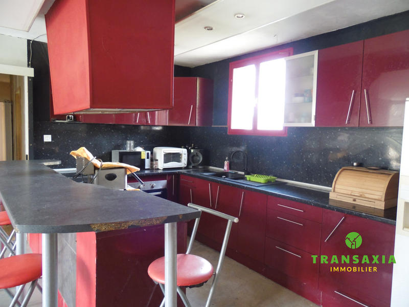 Maison contemporaine - 209 m² - 10 pièces