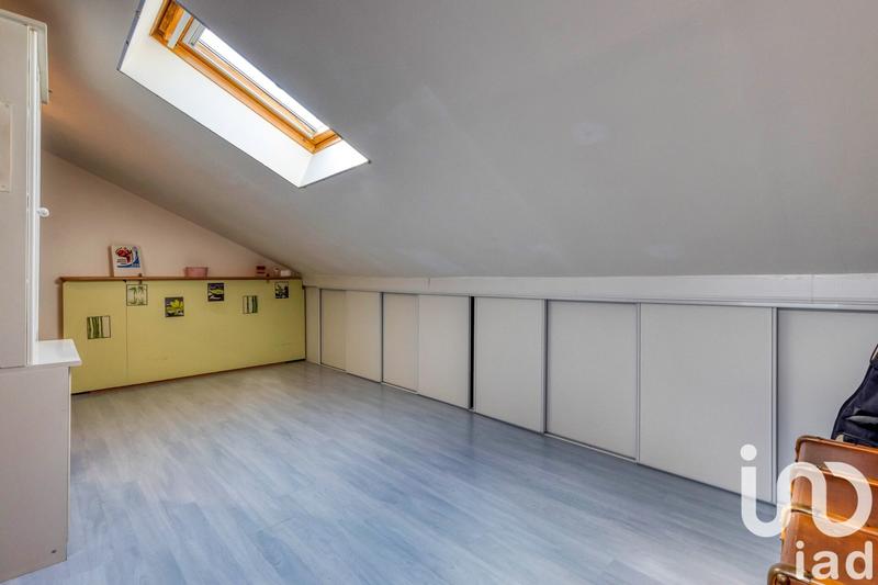 Maison - 99 m² - 5 pièces