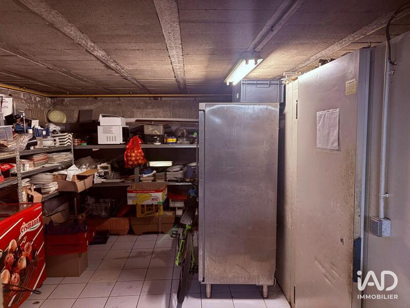 Local commercial - 300 m²