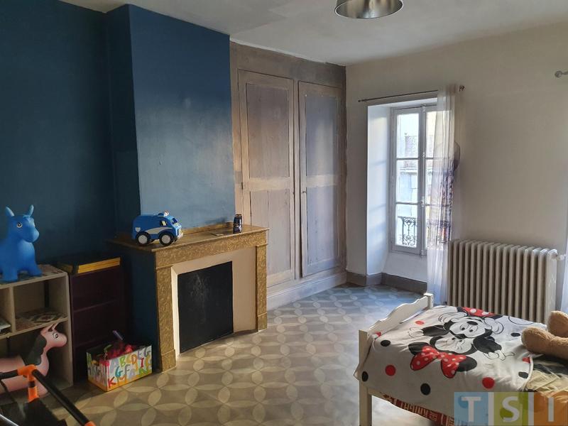 Maison - 288 m² - 9 pièces