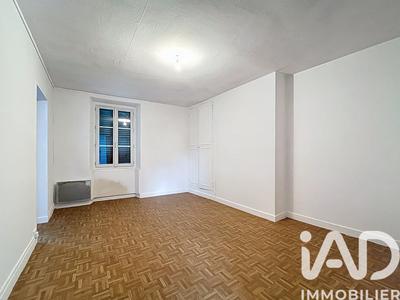 Maison - 76 m² - 4 pièces