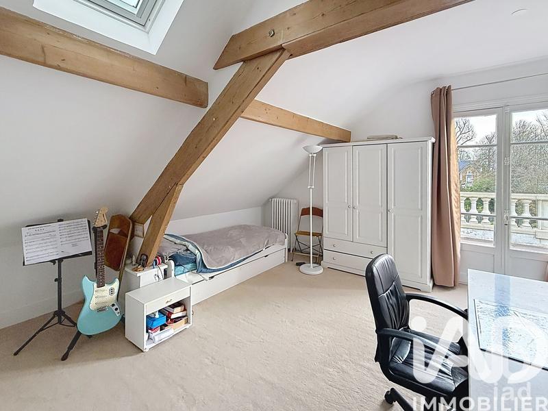 Maison - 174 m² - 7 pièces