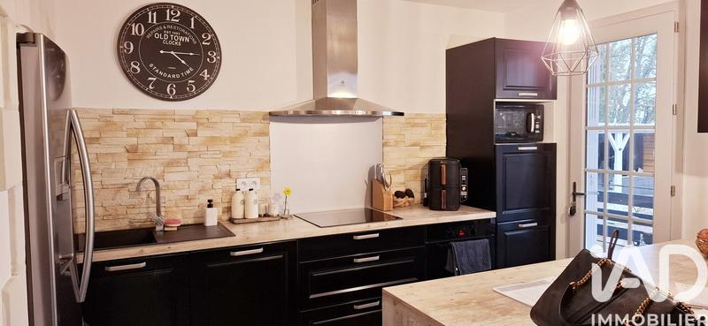 Maison - 209 m² - 6 pièces