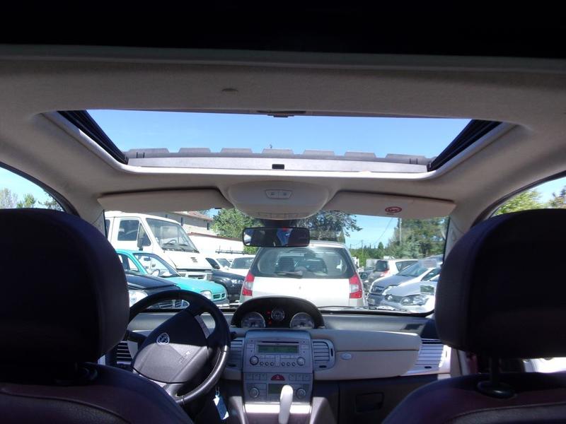 Lancia Ypsilon 1,4 Platino Boite Auto