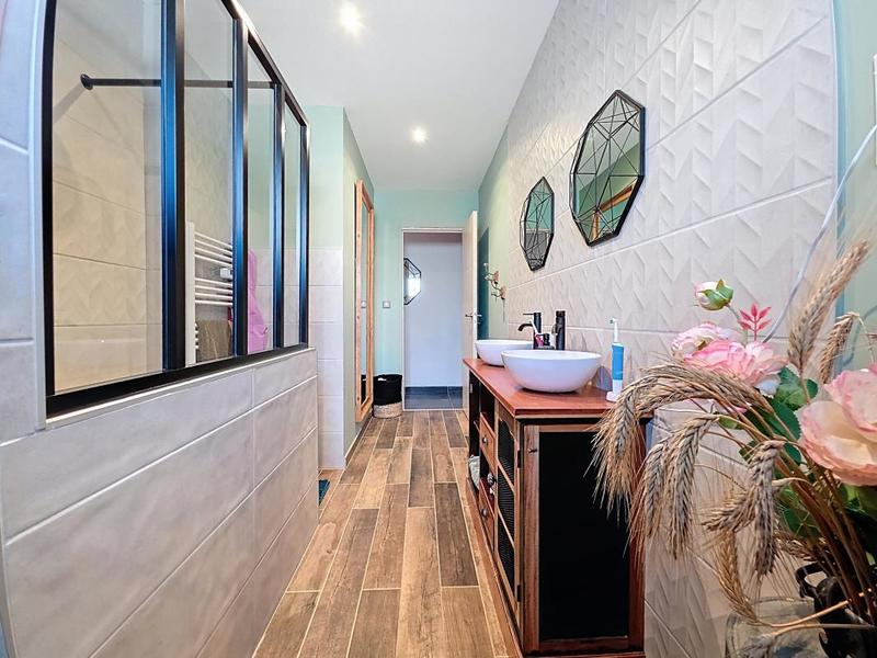 Maison - 153 m² - 5 pièces