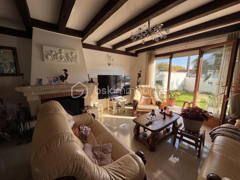 Maison traditionnelle - 168 m² - 9 pièces