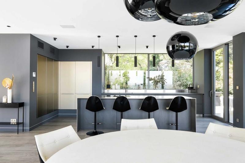 Maison - 169 m² - 6 pièces