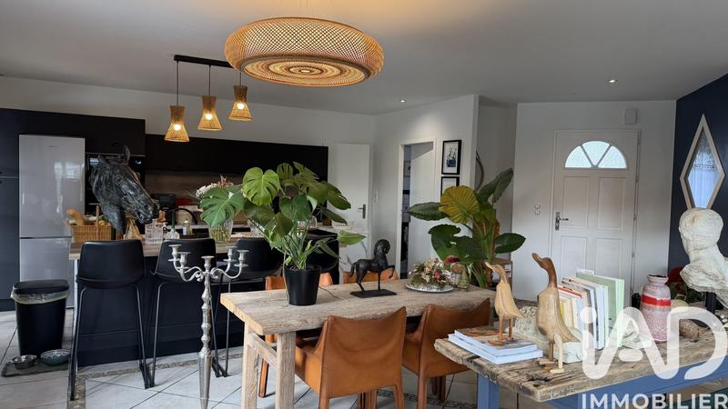 Maison - 135 m² - 5 pièces