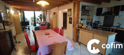 Maison - 190 m² - 7 pièces