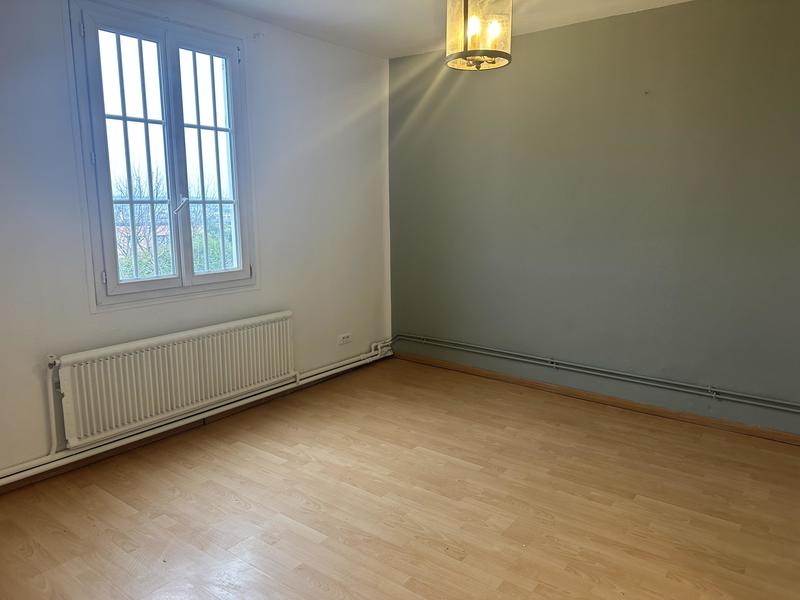 Immeuble - 221 m² - 13 pièces