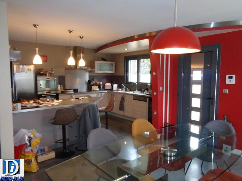 Villa - 130 m² - 5 pièces