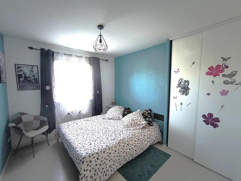 Villa - 96 m² - 5 pièces