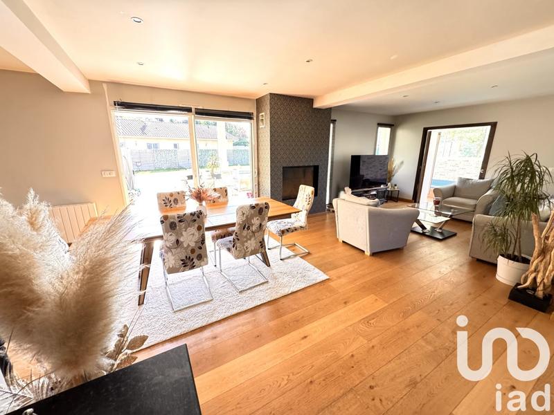 Maison - 160 m² - 6 pièces