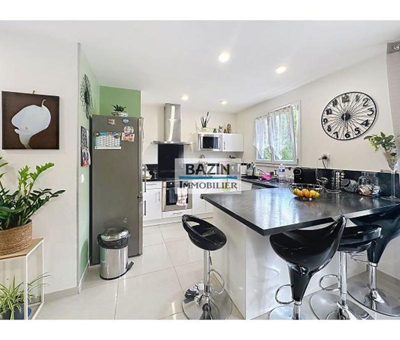 Maison traditionnelle - 118 m² - 6 pièces