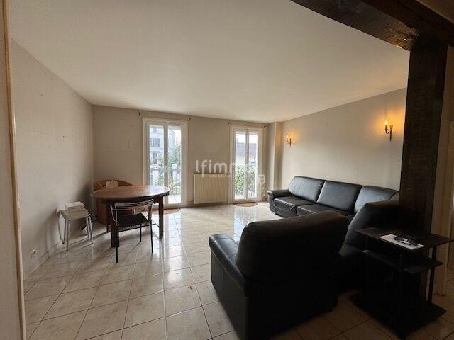 Maison - 95 m² - 5 pièces