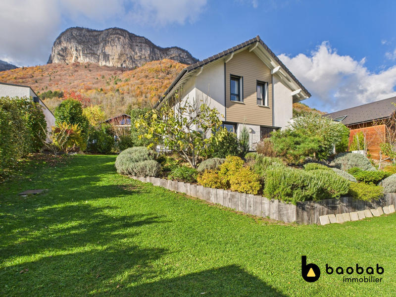 Maison - 113 m² - 4 pièces