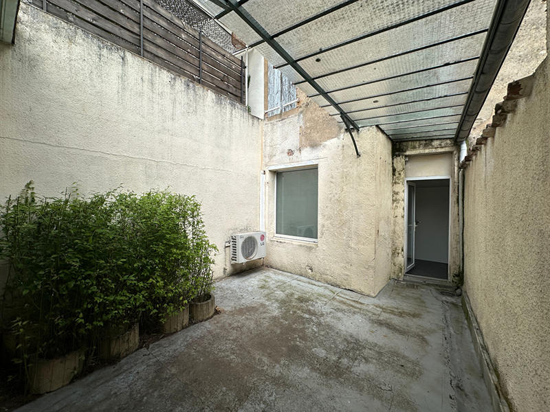 Local commercial - 51 m² - 4 pièces