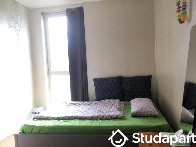 Chambre - 11 m² - 1 pièce