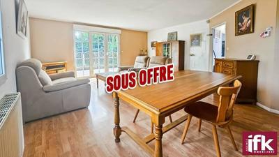Maison - 96 m² - 4 pièces