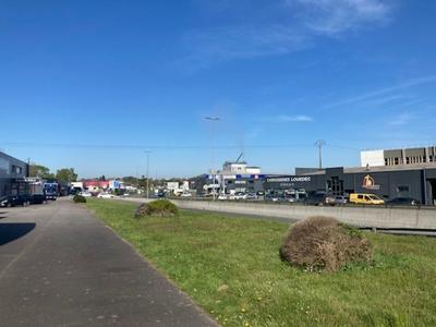 Local commercial - 644 m²